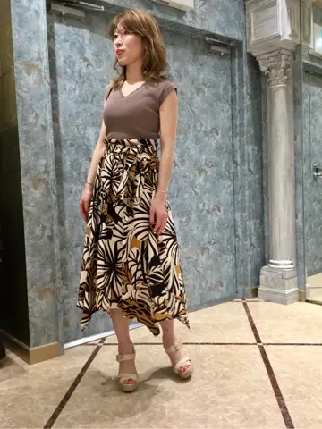 GRACE CONTINENTAL The Banquet 泉　智子 コーディネート画像