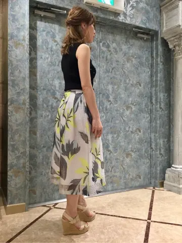 GRACE CONTINENTAL The Banquet 泉　智子 コーディネート画像