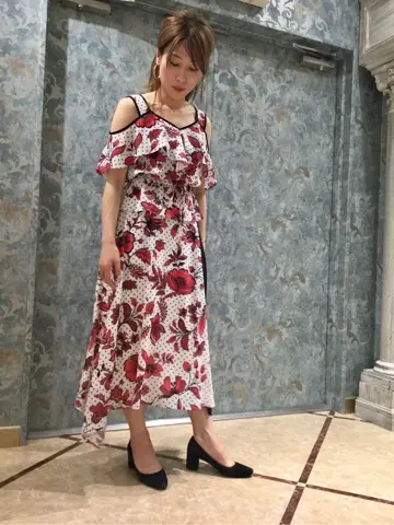 GRACE CONTINENTAL The Banquet 泉　智子 コーディネート画像