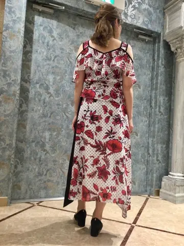 GRACE CONTINENTAL The Banquet 泉　智子 コーディネート画像