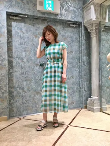 GRACE CONTINENTAL The Banquet 泉　智子 コーディネート画像