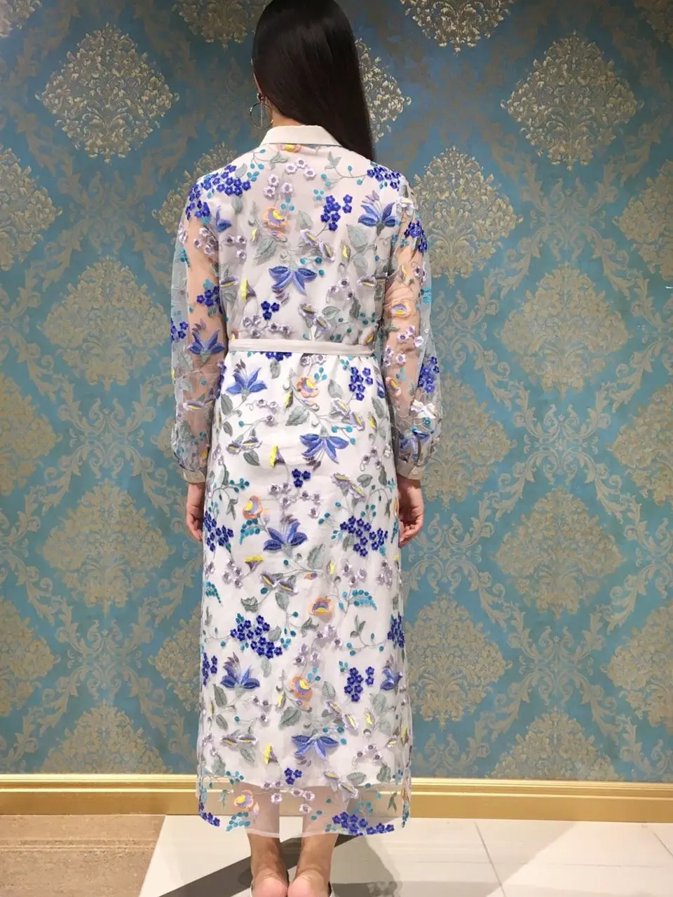 GRACE CONTINENTAL The Banquet 小笠原　春菜 コーディネート画像