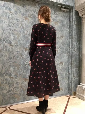 GRACE CONTINENTAL The Banquet 泉　智子 コーディネート画像