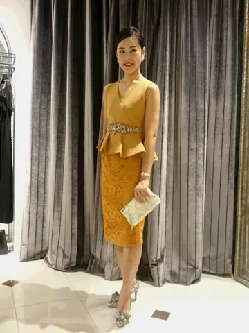 GRACE CONTINENTAL The Banquet 小笠原　春菜 コーディネート画像