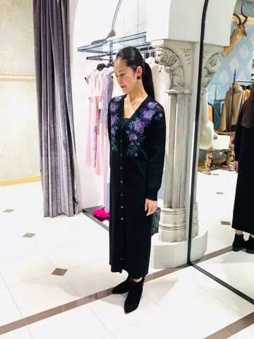 GRACE CONTINENTAL The Banquet 小笠原　春菜 コーディネート画像