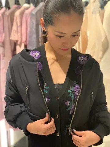 GRACE CONTINENTAL The Banquet 小笠原　春菜 コーディネート画像