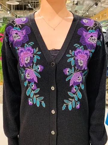 GRACE CONTINENTAL The Banquet 小笠原　春菜 コーディネート画像