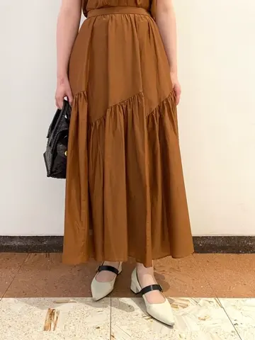 GRACE CONTINENTAL The Banquet mikiho コーディネート画像