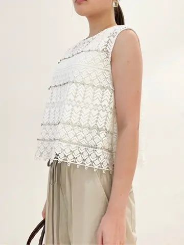 GRACE CONTINENTAL The Banquet nao コーディネート画像