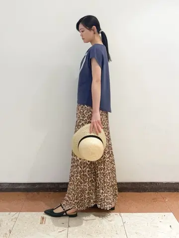 GRACE CONTINENTAL The Banquet nao コーディネート画像