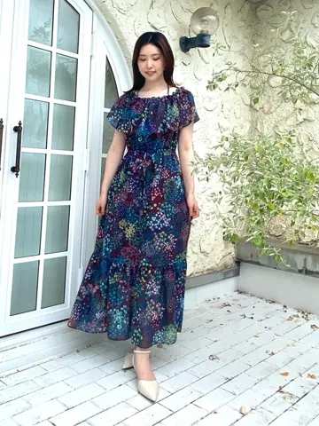 GRACE CONTINENTAL The Banquet mikiho コーディネート画像