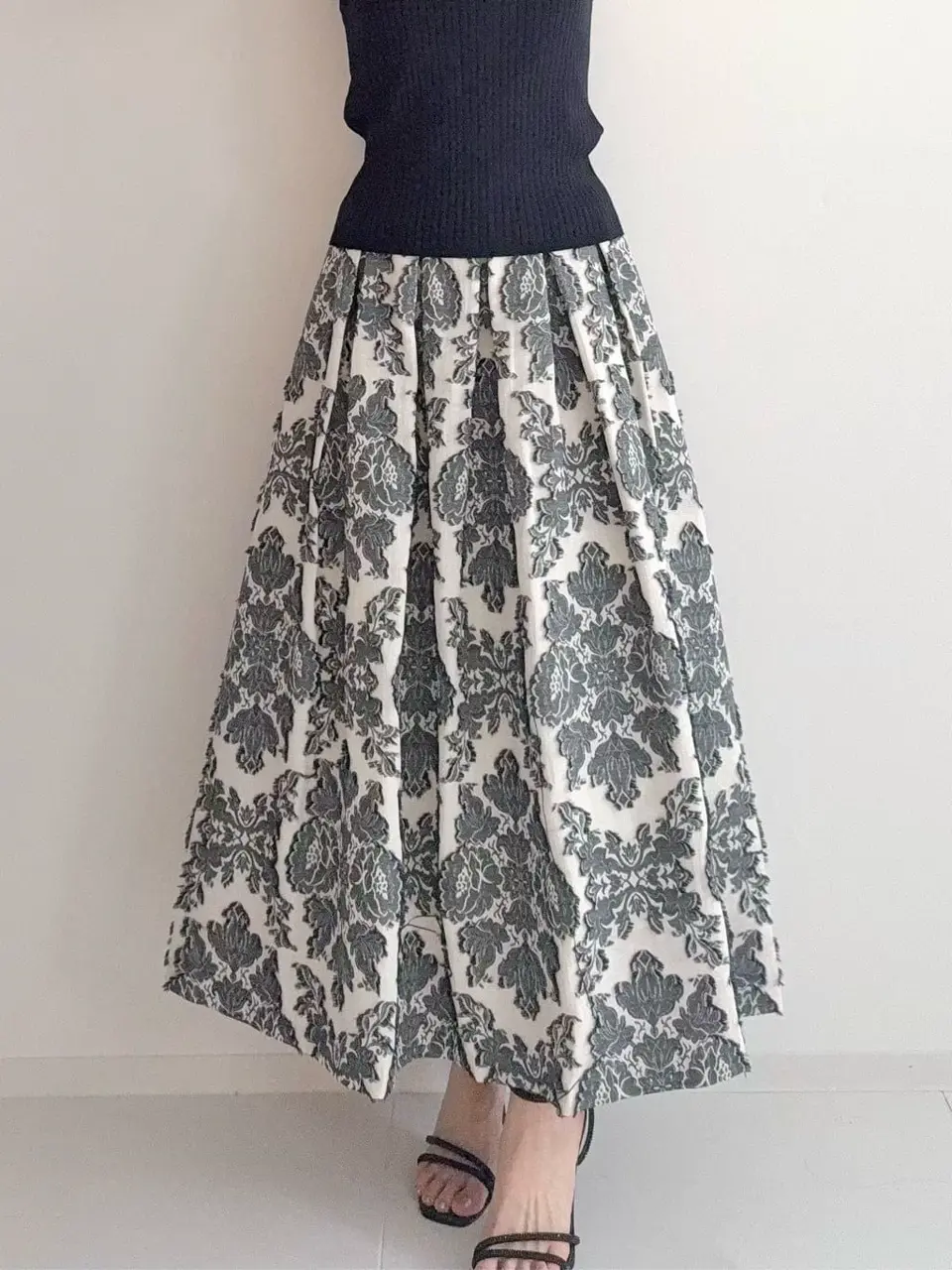 GRACE CONTINENTAL The Banquet Suzuka コーディネート画像