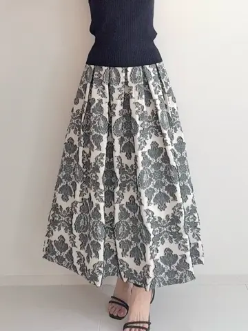 GRACE CONTINENTAL The Banquet Suzuka コーディネート画像