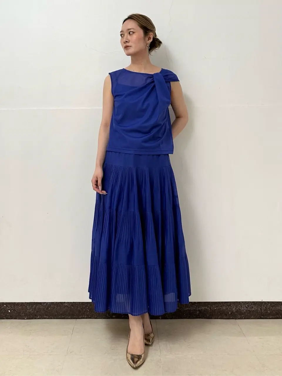 GRACE CONTINENTAL The Banquet Kogane. コーディネート画像