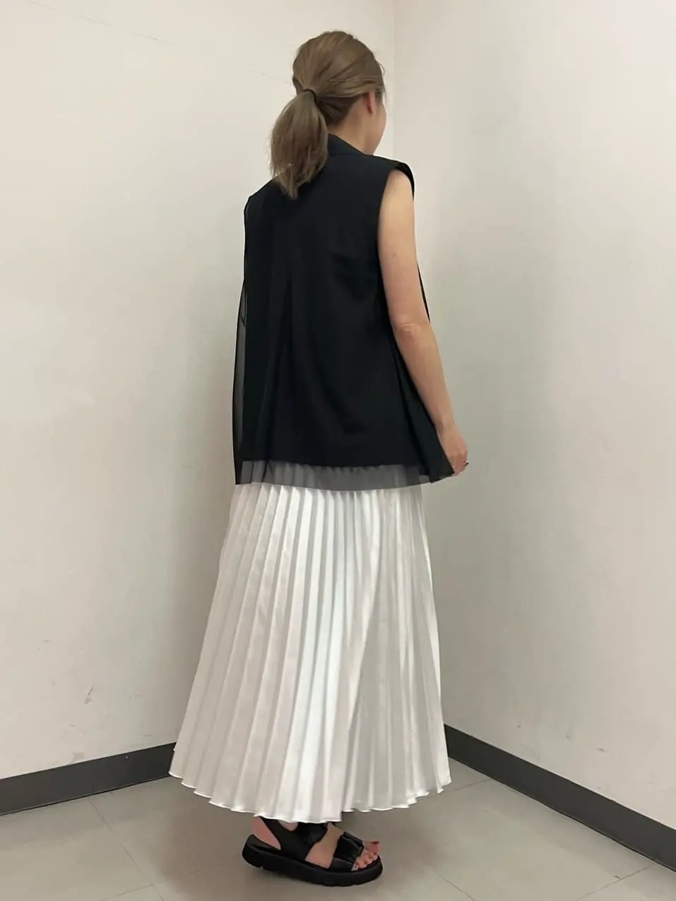 GRACE CONTINENTAL The Banquet 泉　智子 コーディネート画像