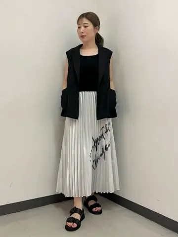 GRACE CONTINENTAL The Banquet 泉　智子 コーディネート画像