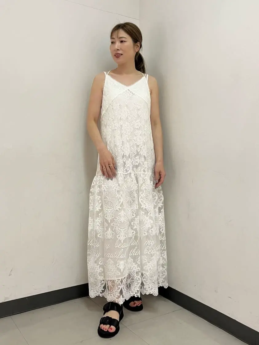 GRACE CONTINENTAL The Banquet 泉　智子 コーディネート画像