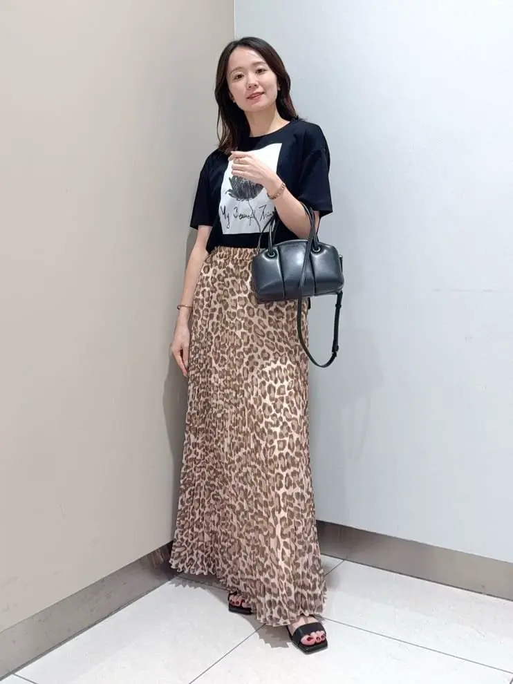 GRACE CONTINENTAL The Banquet Suzuka コーディネート画像