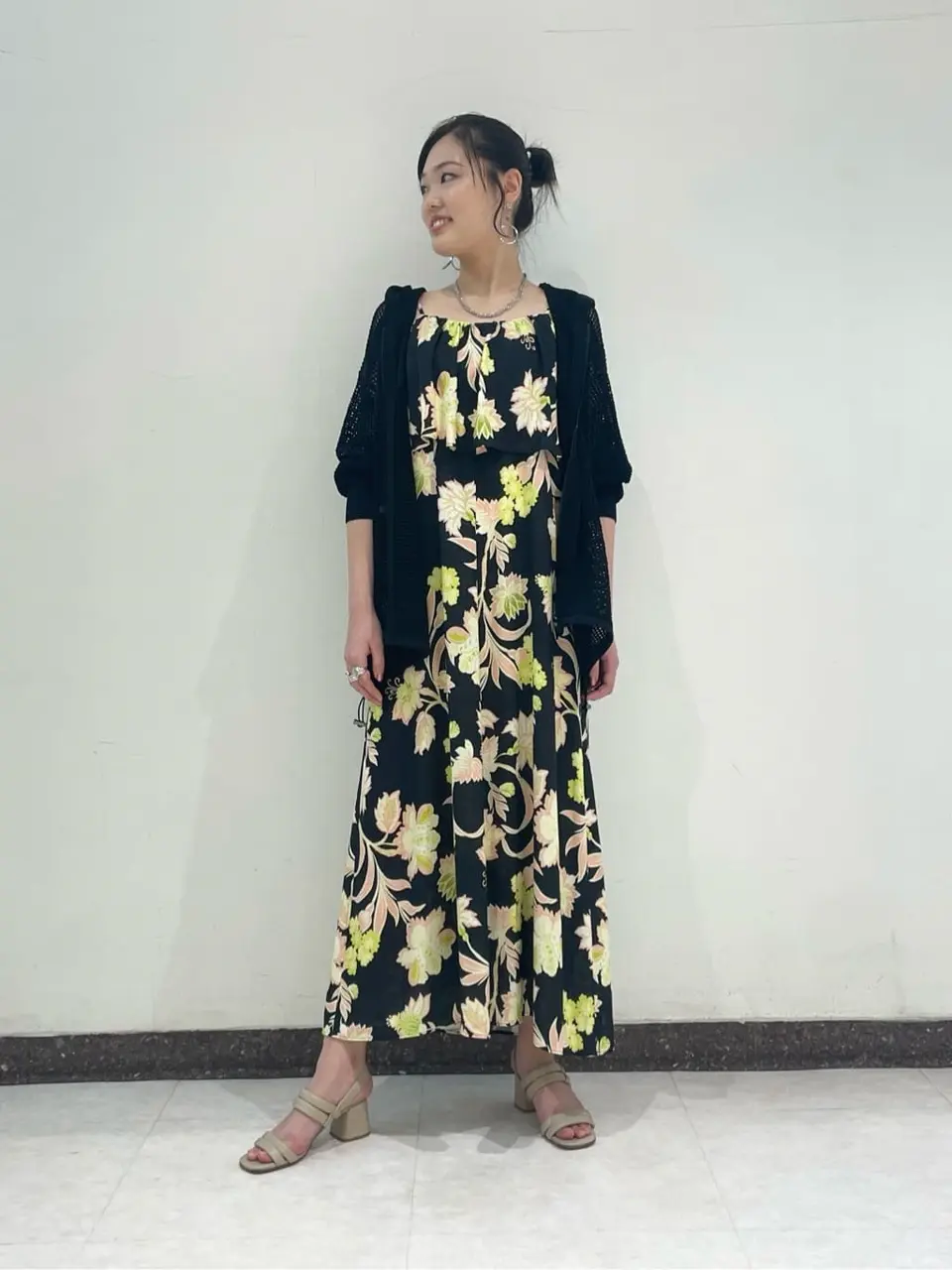 GRACE CONTINENTAL The Banquet nao コーディネート画像