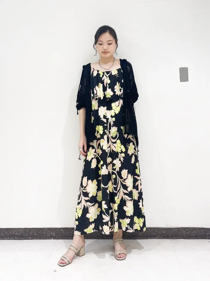 GRACE CONTINENTAL The Banquet nao コーディネート画像