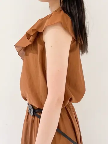 GRACE CONTINENTAL The Banquet nao コーディネート画像