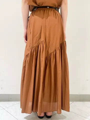 GRACE CONTINENTAL The Banquet nao コーディネート画像