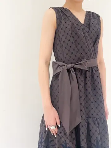 GRACE CONTINENTAL The Banquet nao コーディネート画像