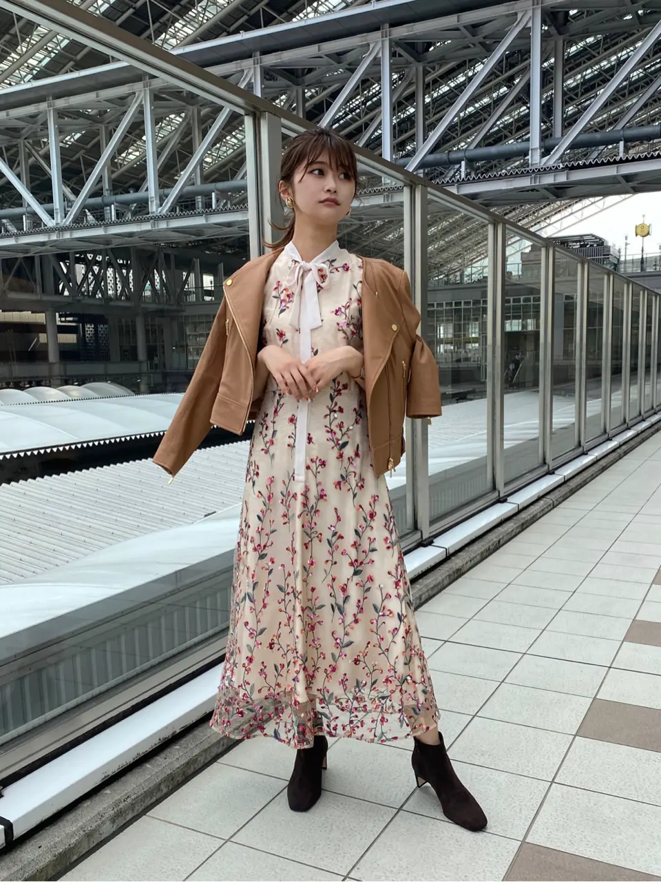 GRACE CONTINENTAL The Banquet MORITA AI コーディネート画像