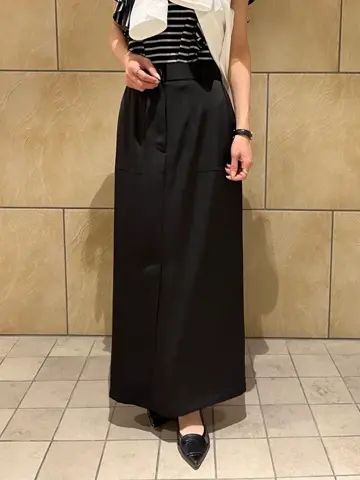 GRACE CONTINENTAL The Banquet 亀田 未希 コーディネート画像