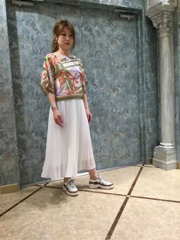 GRACE CONTINENTAL The Banquet 泉　智子 コーディネート画像