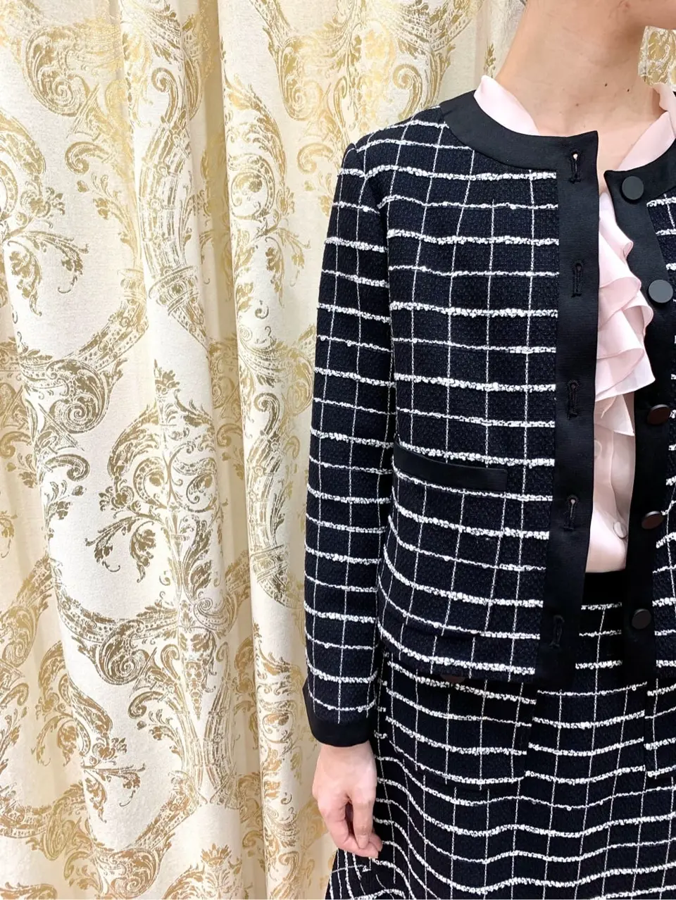 GRACE CONTINENTAL The Banquet eri コーディネート画像