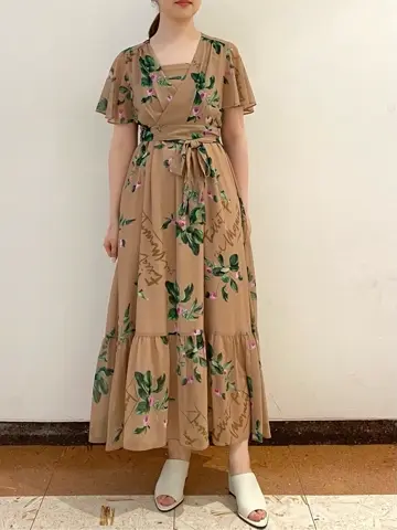 GRACE CONTINENTAL The Banquet mikiho コーディネート画像