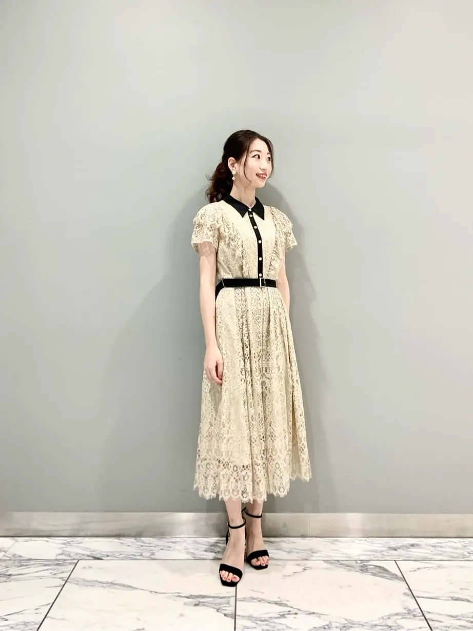 GRACE CONTINENTAL The Banquet eri コーディネート画像