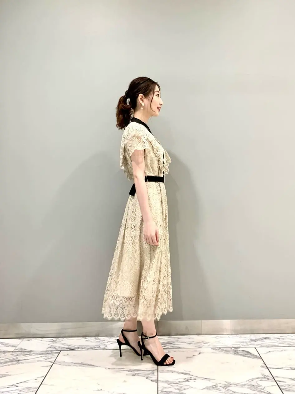 GRACE CONTINENTAL The Banquet eri コーディネート画像