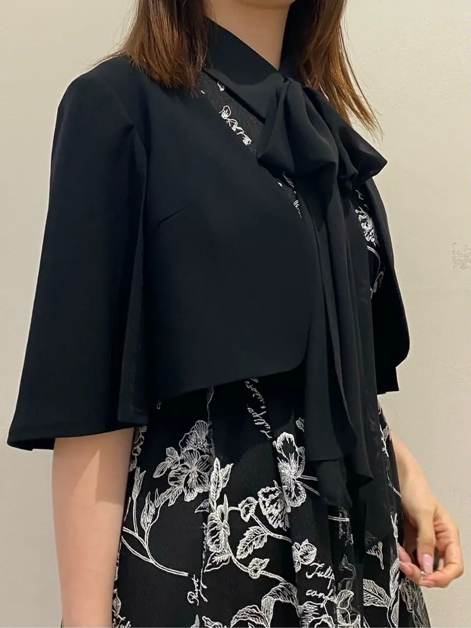 GRACE CONTINENTAL The Banquet mikiho コーディネート画像