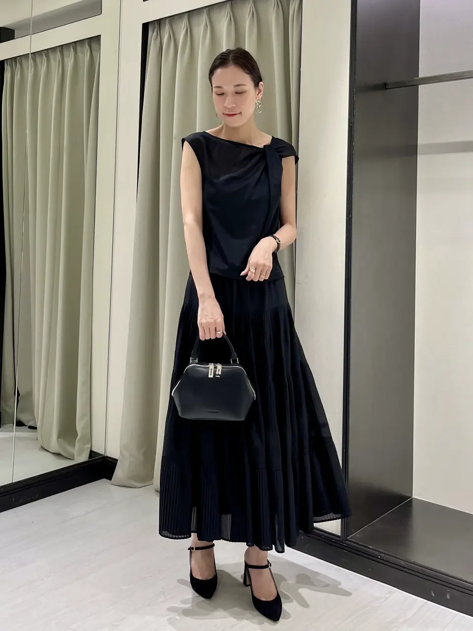 GRACE CONTINENTAL 亀田 未希 コーディネート画像