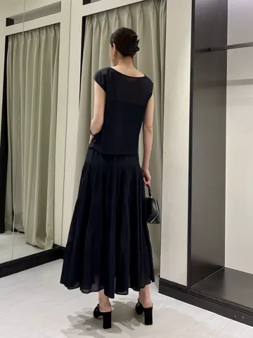 GRACE CONTINENTAL 亀田 未希 コーディネート画像