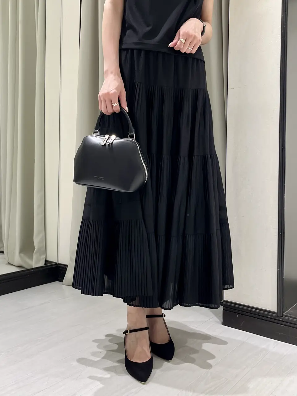 GRACE CONTINENTAL 亀田 未希 コーディネート画像