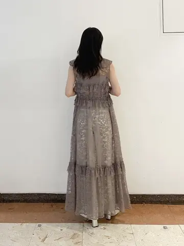 GRACE CONTINENTAL The Banquet nao コーディネート画像