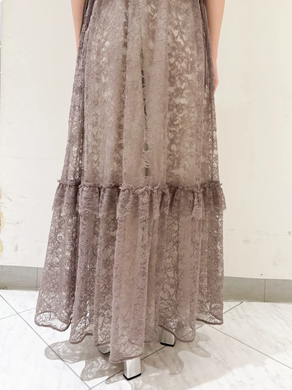 GRACE CONTINENTAL The Banquet nao コーディネート画像