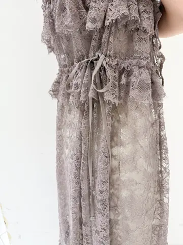 GRACE CONTINENTAL The Banquet nao コーディネート画像