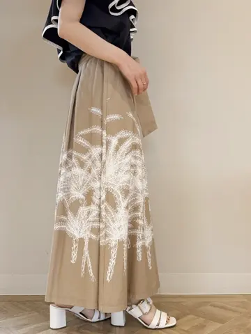 GRACE CONTINENTAL The Banquet yuri コーディネート画像