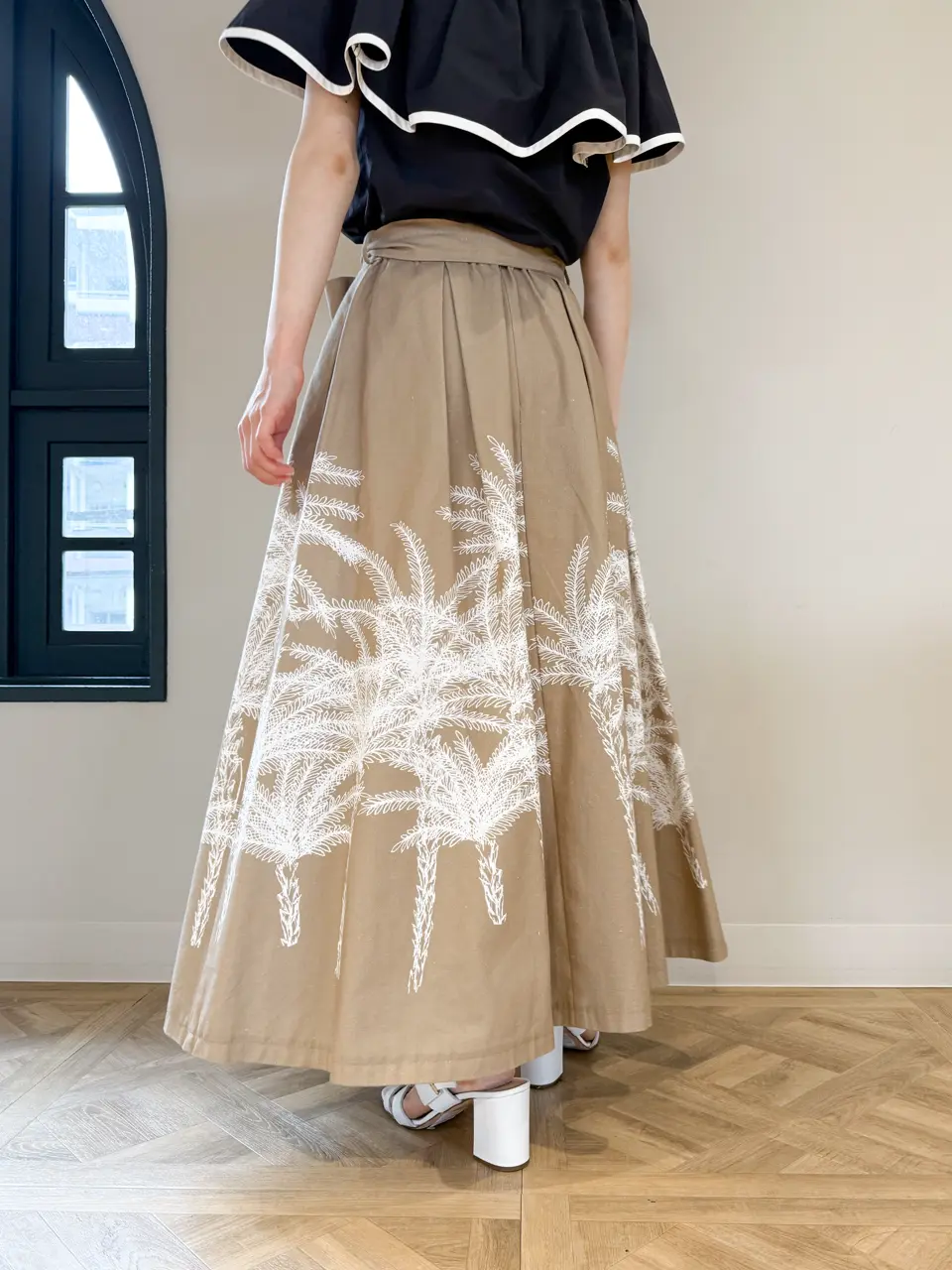 GRACE CONTINENTAL The Banquet yuri コーディネート画像