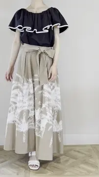 GRACE CONTINENTAL The Banquet yuri コーディネート画像