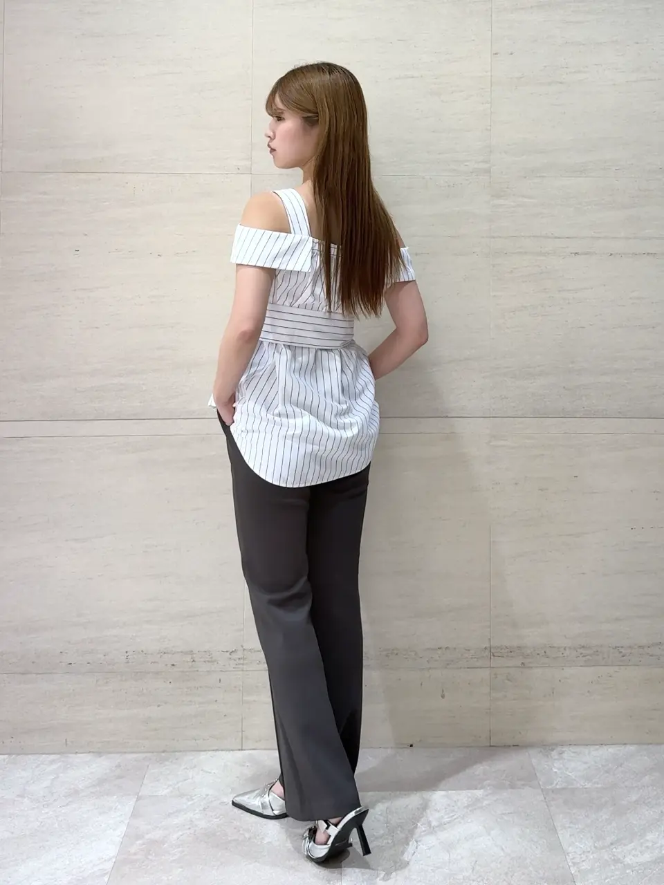 GRACE CONTINENTAL The Banquet 近藤　紫織 コーディネート画像