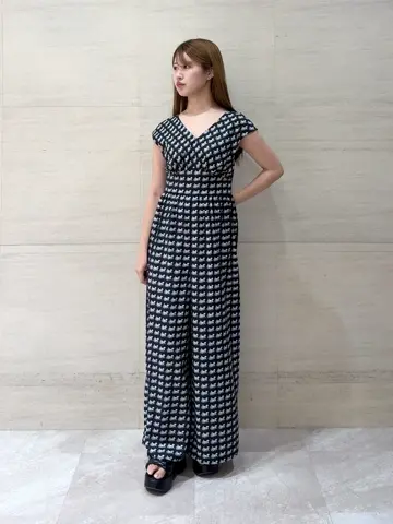 GRACE CONTINENTAL The Banquet 近藤　紫織 コーディネート画像