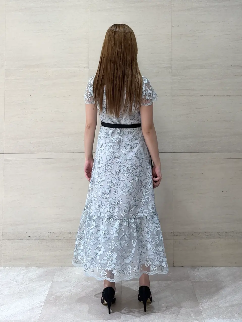 GRACE CONTINENTAL The Banquet 近藤　紫織 コーディネート画像