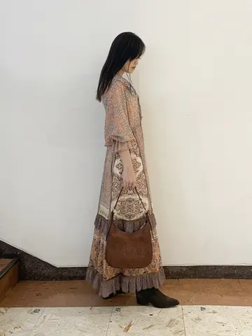 GRACE CONTINENTAL The Banquet nao コーディネート画像