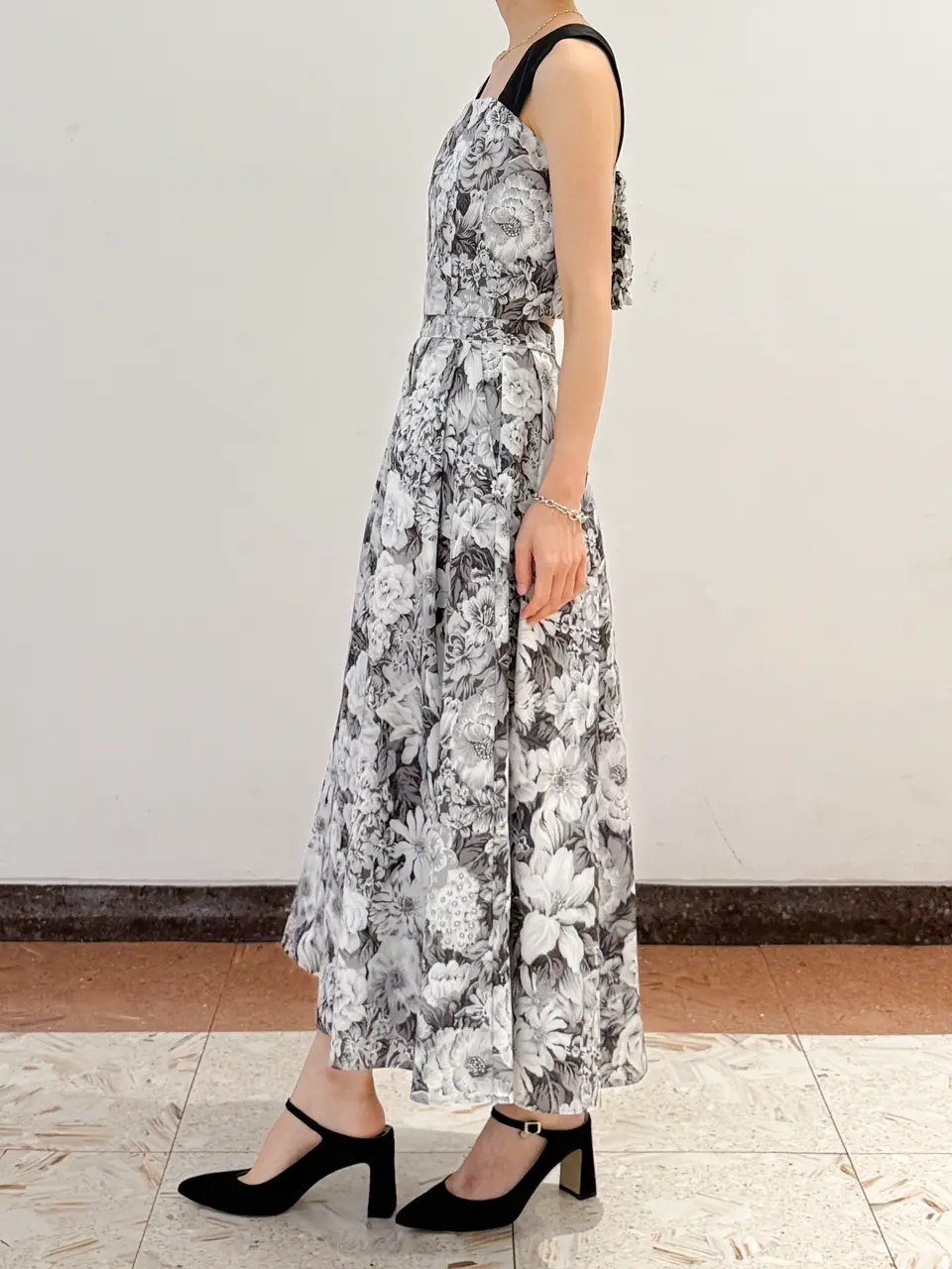 GRACE CONTINENTAL The Banquet yuri コーディネート画像