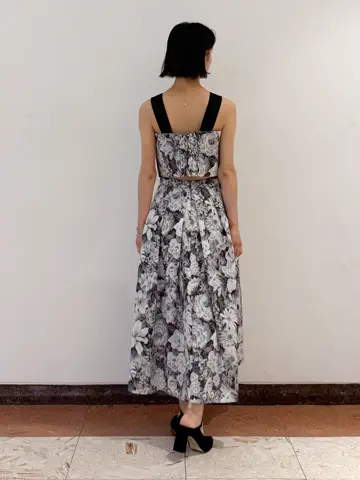 GRACE CONTINENTAL The Banquet yuri コーディネート画像